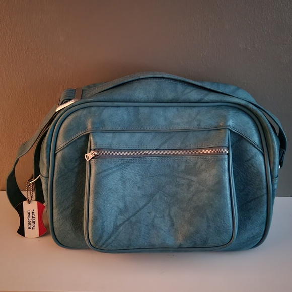 Vintage American Tourister turquoise luggage bag - Picture 1 of 7